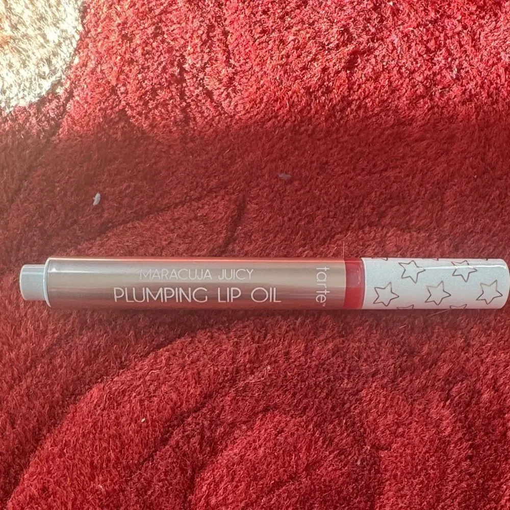 Tarte Maracuja Juicy Plumping Lip Oil - Vibrant Red